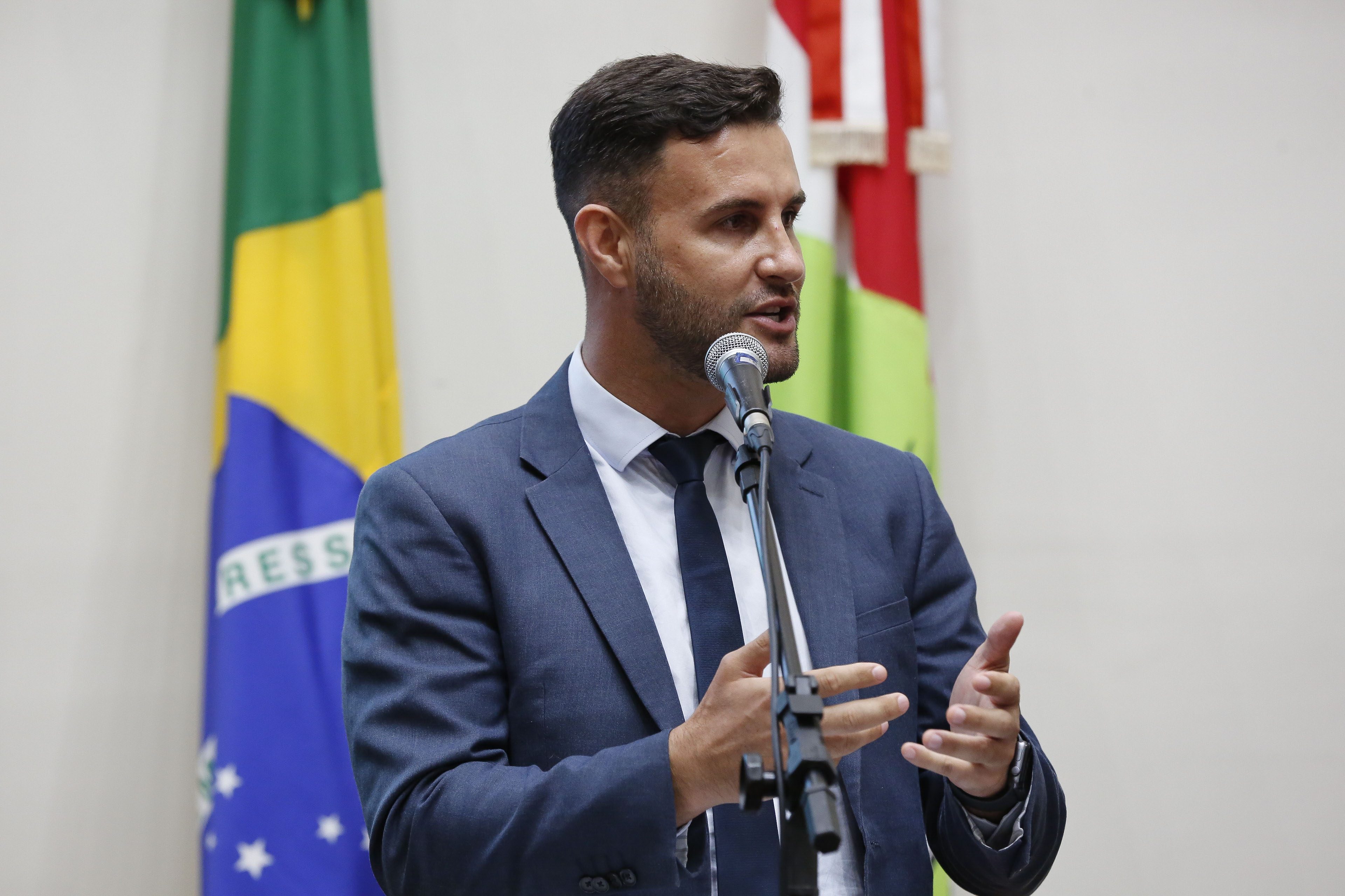 Deputado Felipe Estevão (FOTO: Daniel Conzi)