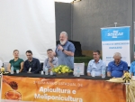 Padre Pedro debate desafios da apicultura e meliponicultura em seminário