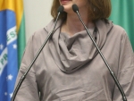 Dos Gabinetes - Angela Albino defende fim do foro privilegiado para parlamentares