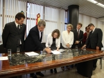 Inclusão: Santa Catarina assina adesão ao Plano Viver sem Limite