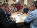 Blumenau: Merisio assina convênio com TV e recebe agenda positiva para região
