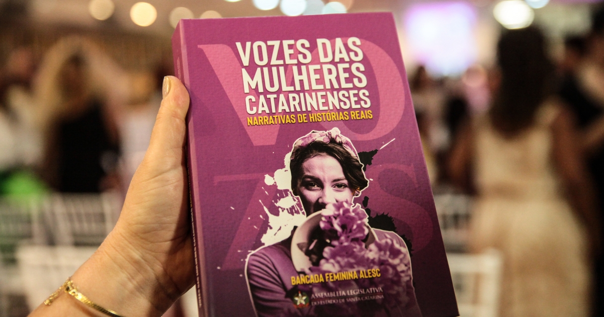 Agência ALESC Bancada Feminina lança obra que retrata luta de