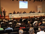 Assembleia sedia workshop sobre redução e aproveitamento de metano