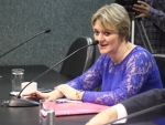 Deputada Luciane Carminatti é favorável à proibição do uso de amianto em Santa Catarina