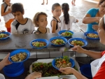 Projeto de lei propõe adequar alimentação escolar ao clima de cada região