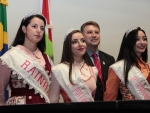 Prefeito, rainha e princesas anunciam a 1ª Expo Abdon Batista