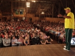 Oscar Schmidt reúne mais de mil pessoas em Campos Novos