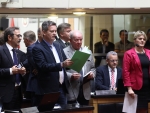 Plenário aprova extinção de cartórios e remissão de ICMS a suinocultores