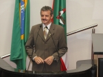 Dos Gabinetes - Dresch  participa de assinaturas de contratos do PAA no Planalto Norte