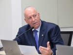 Lei Anti-MST do deputado Oscar Gutz garante que SC passe ilesa ao “Abril Vermelho” Lei Anti-MST do deputado Oscar Gutz garante que SC passe ilesa ao “Abril Vermelho”