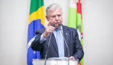 Deputado Nilso Berlanda propõe abono de faltas para exames preventivos de câncer