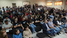 Público lotou auditório em União do Oeste para discutir a estadualização de estradas que ligam Pinhalzinho, União do Oeste, Jardinópolis e Quilombo
