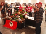 Exposição de fotos sobre acampamento do MST no Oeste de SC é aberta na Alesc Exposição de fotos sobre acampamento do MST no Oeste de SC é aberta na Alesc