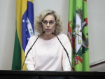 Ana Paula pede que PLs do magistério não sejam aprovados na Alesc