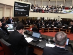 Plenário admite PEC que proíbe pedágios para entrar em cidades