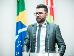 Deputado aponta campanha antecipada do presidente Lula em ato no Dia do Trabalhador