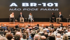Painel sobre a situação da BR-101 abriu o encontro, que prossegue até quinta-feira (20)