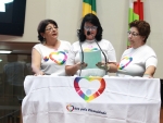 Movimento Mães pela Diversidade prega respeito aos direitos dos LGBTs