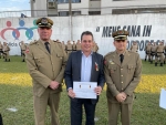 Minotto recebe homenagem do 19º Batalhão de Polícia Militar