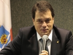 Deputado Rodrigo Minotto questiona fechamento de escola em Tubarão