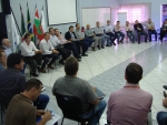 Dos Gabinetes - Reunião discute construção do laboratório de leite em Pinhalzinho