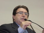 Dos Gabinetes - Bancada do PMDB apoia reeleição de Merisio na Alesc