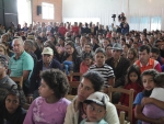 Quase 250 famílias recebem títulos de proriedades em Taquara Verde, Caçador