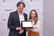 Moção De Aplauso À Senhora Paula Borges Lins, Deputado Marquito