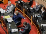 Deputados tentam alterar pontos da reforma durante a votação em plenário