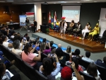 Seminário discute importância das associações na inclusão dos surdos