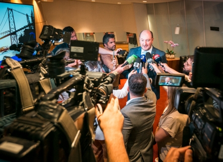 Deputado Mauro De Nadal, presidente da Alesc, concede entrevista coletiva, na qual fez balanço do ano legislativo