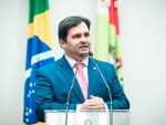 Sérgio Guimarães defende obrigatoriedade do “Teste do Olhinho” em recém-nascidos