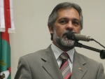 Dos Gabinetes - Desembargador Joao Henrique Blasi recebe Comenda do Legislativo