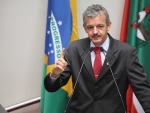 Dresch destaca vitória de Dilma e condena manifestações que incitam o ódio