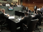 CCJ aprova regulamentação da profissão de tradutor e intérprete de Libras