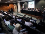 Audiência pública discute ameaças à cadeia produtiva do leite catarinense