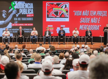 O debate aconteceu no Auditório Deputada Antonieta de Barros, na Alesc.