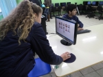 Escola do Parlamento Jovem usa voto eletrônico para eleger representantes