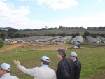 Dos Gabinetes - Saretta destaca sustentabilidade de granja que transforma dejetos suínos em energia