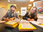 Lançamento de livro na Alesc quer atrair atenção de jovens para a política