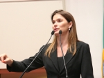 Angela Albino repudia declarações de deputado contra as mulheres
