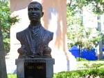 Bustos de personalidades catarinenses já estão de volta à Praça XV